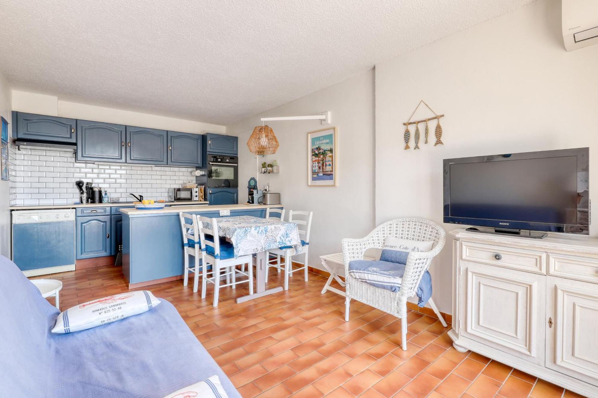 شقة Exceptional View In Saint-Clair For 4 People لو لا فاندو المظهر الخارجي الصورة