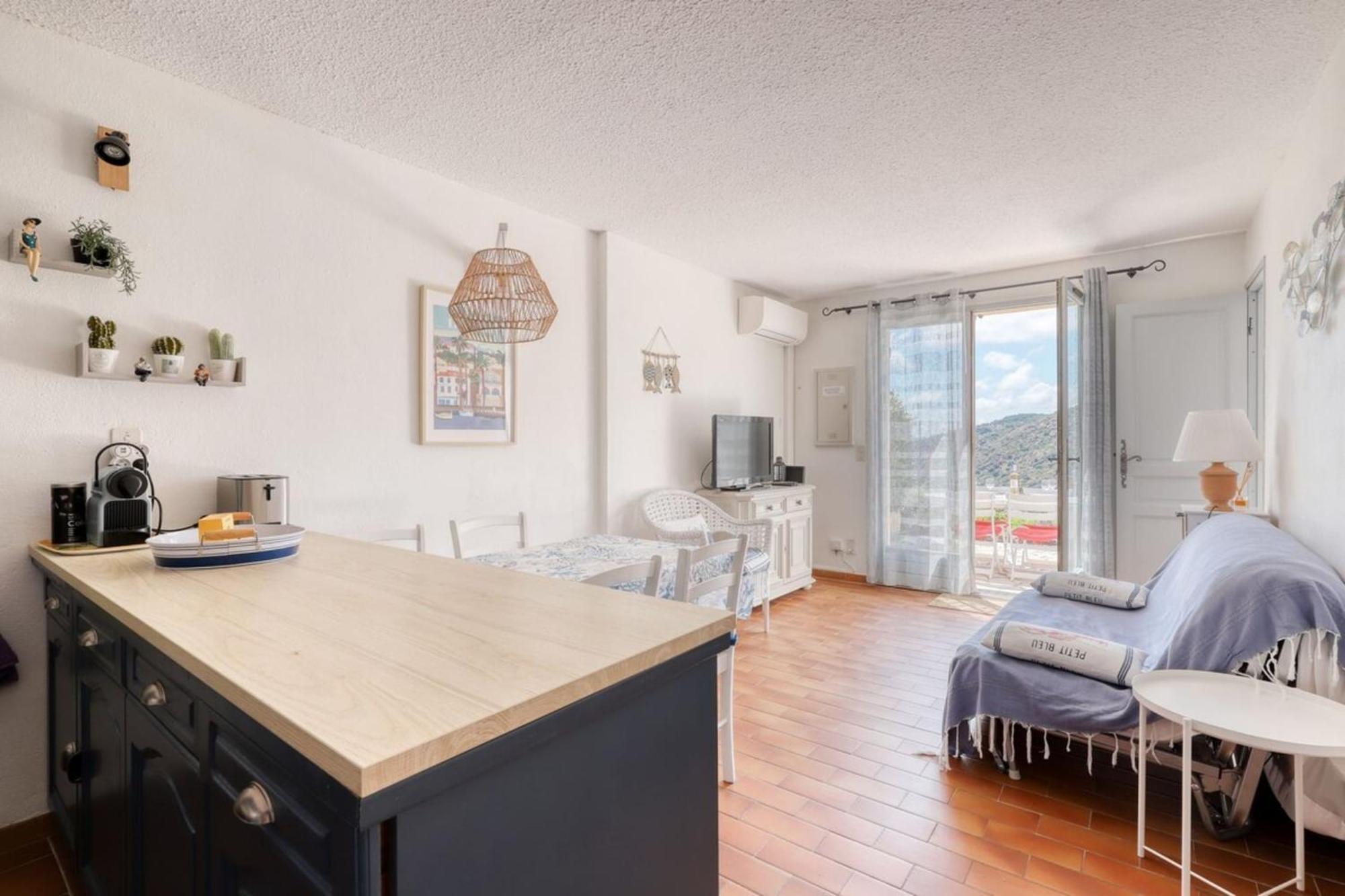 شقة Exceptional View In Saint-Clair For 4 People لو لا فاندو المظهر الخارجي الصورة