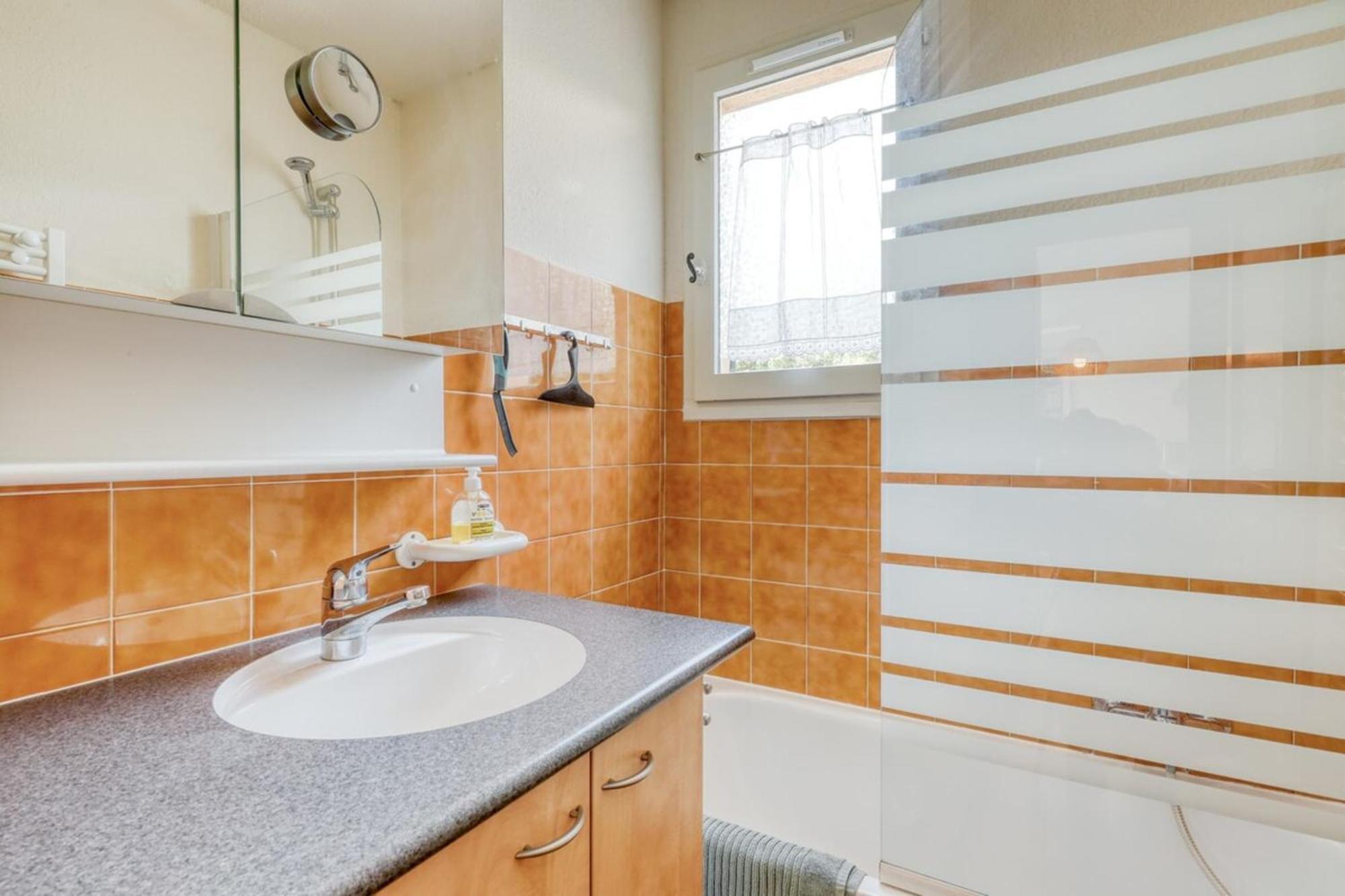 شقة Exceptional View In Saint-Clair For 4 People لو لا فاندو المظهر الخارجي الصورة